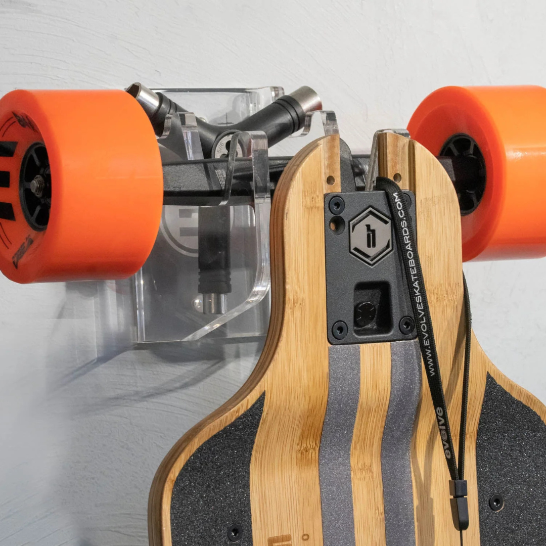 Evolve - Skateboard Wall Rack (Clear)