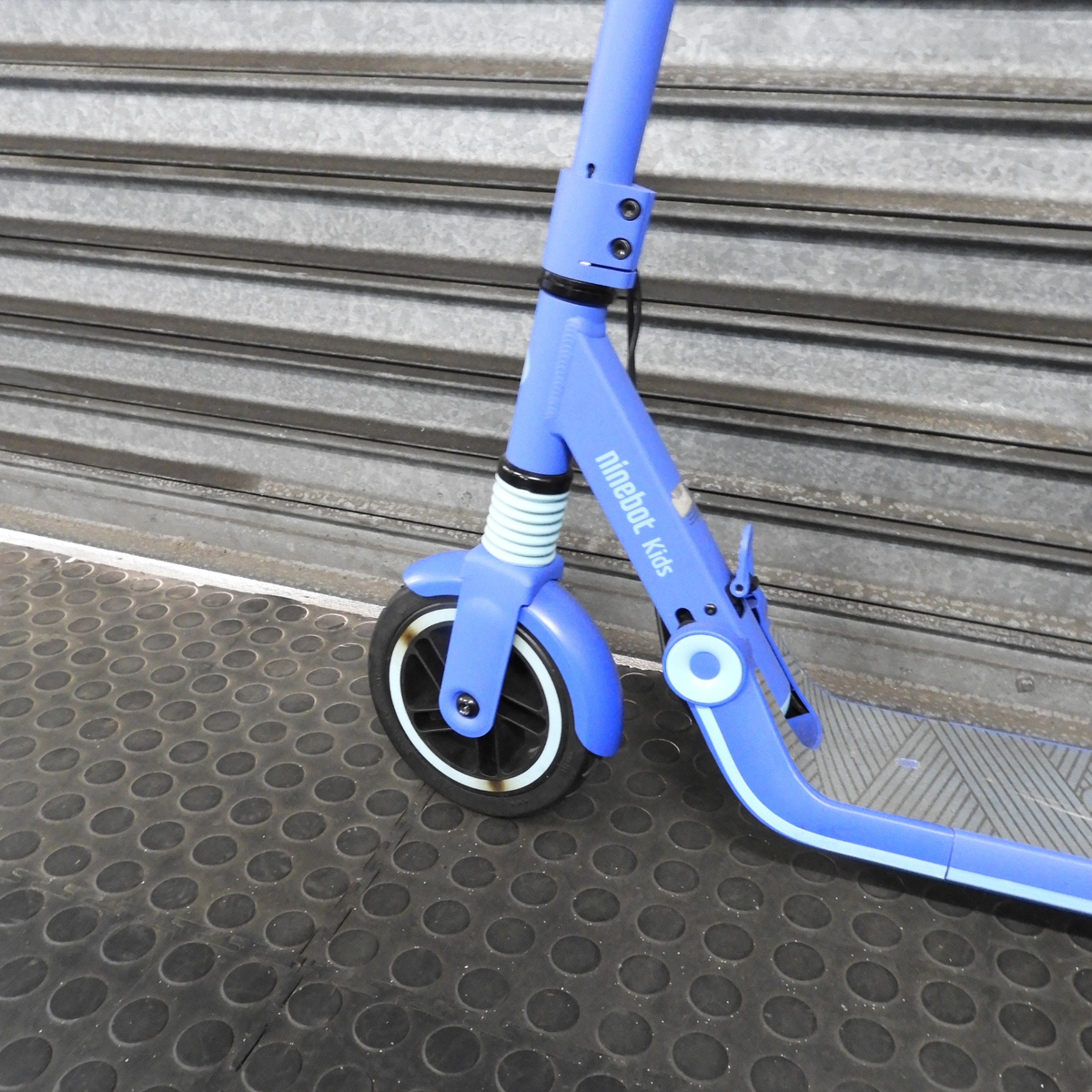 DEMO || Segway-Ninebot ZING E8 Electric KickScooter